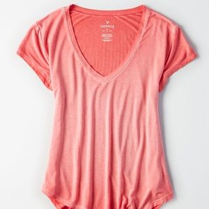 American Eagle Favorite T shirt